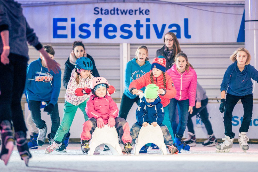 KielSailingCity's tweet photo. Zum Vormerken für den November: winterliche Termine in der @Stadt_Kiel @StadtwerkeKiel #interevent https://t.co/RPS9gjZjaw https://t.co/HLAMF7NrMj