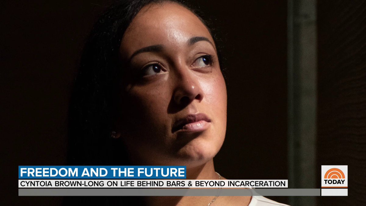 Cyntoia Brown-Long was just 16 years old when she was sentenced to life in prison for murder, but the case was far from clear-cut.
After 15 years behind bars, Cyntoia is now free after being granted clemency following a celeb-led campaign to reconsider her sentence. https://t.co/XUadQi6Jfk