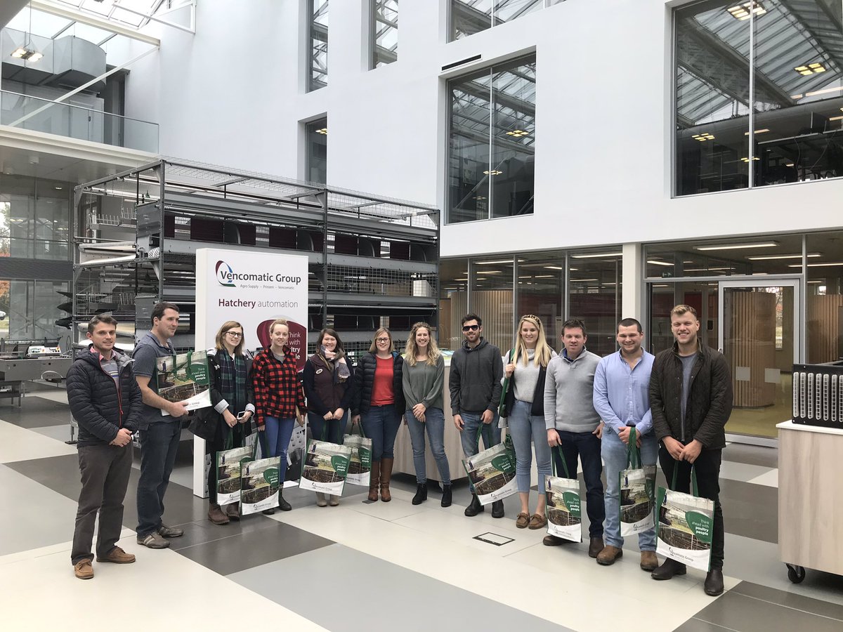 LlyrDerwydd's tweet image. Very interesting visit to @RondeelEi &amp;amp; @VencomaticGroup this morning with #agriacademy2019 @FarmingConnect 
@Jim_Elllis 

@LlyrDerwydd @Clarey_J @Gwen__Price @SionedDavies98 @HeleddMair28  @rhi3d @irwelrabar @NeilDav87 @LlyrJones8 @Rob_Powell91 @eurofedwards @predowen