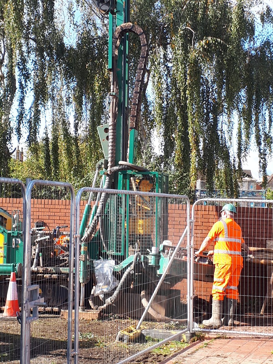 Paul Knight tweet media