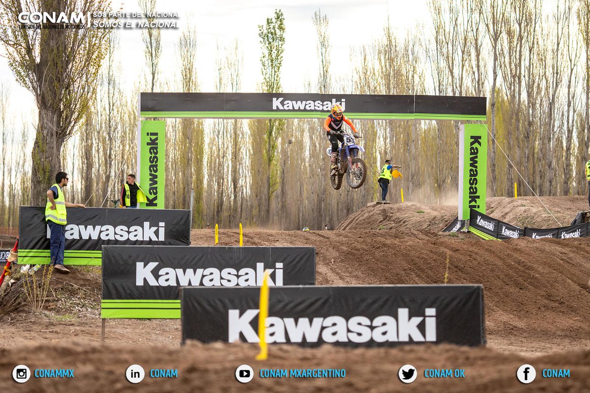 CONAMOK's tweet photo. CAMPEONATO ARGENTINO DE MOTOCROSS 2019
7ma Fecha Circuito MX La Chacra
Colonia 25 de Mayo - Pcia La Pampa
SOMOS EL NACIONAL
Copa Dunlop 2019
Foto: @diegofotocross
SEGUINOS
Instagram: @conammx
Youtube: /CONAM MXArgentino
#somoselnacional
#motocross
#mxargentino
#conam
#greenfim https://t.co/Y3HAya3apH