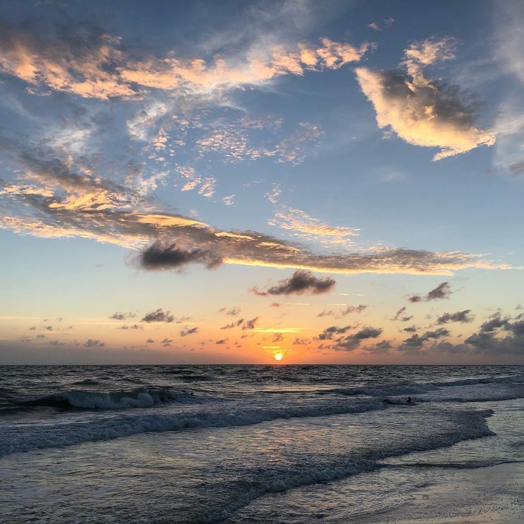AMI_Adventure's tweet photo. Beauty is found at sea ⠀
📸 @ezstreeter⠀
⠀
#loveami #lovefl #roamflorida #visitflorida #sunshinestate https://t.co/ue2wdlt0S0