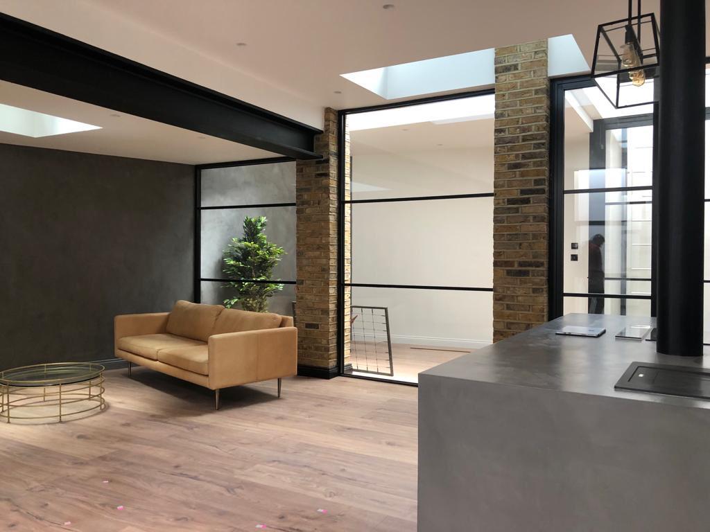 dRAWarchitects's tweet image. The first shots of our latest newly finished project in Clapham. The statement concrete staircase and kitchen island give an industrial feel to the room alongside the large crittall doors and exposed brickwork. #dRAWArchitecture #ConcreteStaircase #Industrial #Crittall #Kitchen
