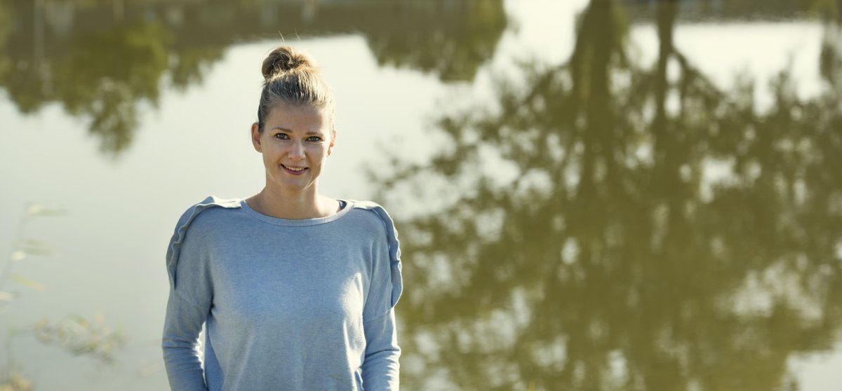 Jonge, kwetsbare kinderen moeten zich veilig kunnen hechten om zich te kunnen ontwikkelen tot gelukkige volwassenen. Door hechtingsproblemen tijdig te signaleren, voorkom je problemen op latere leeftijd. Evie de Gruijter, gedragswetenschapper, legt uit. buff.ly/31it9tO