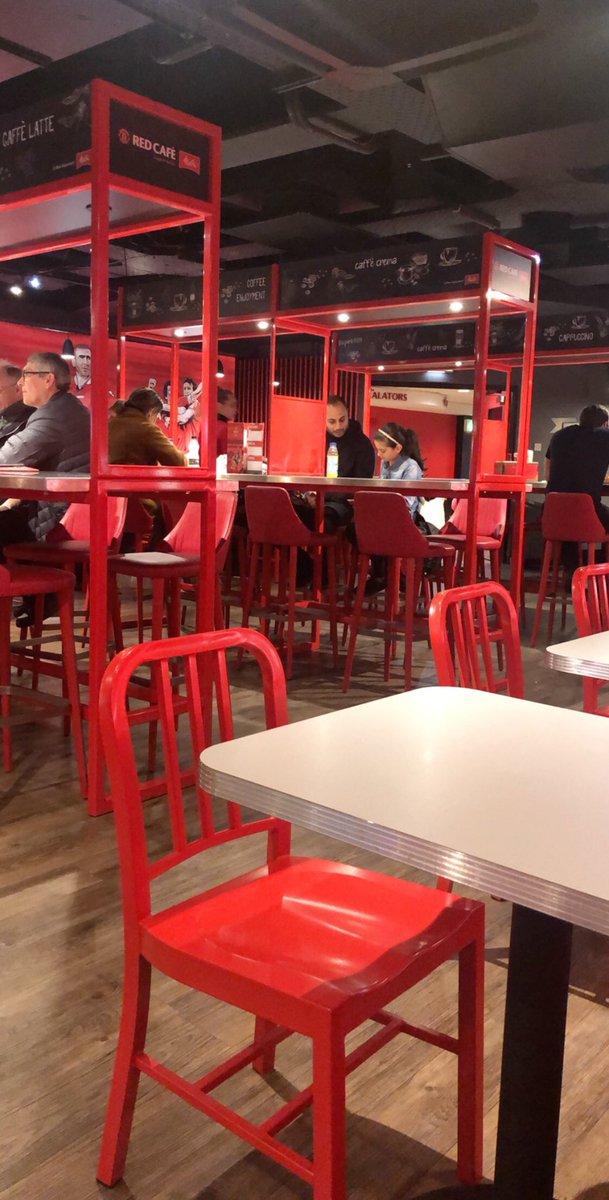 Kathryn67's tweet photo. Nice lunch in the #redcafe #ManchesterUnited #mufc while setting up for #PHEX see us from tomorrow on Stand 1A #sunamp #lowcarbon hot water & heating @Sunamp great being a #manchesterred & season ticket holder 👍🏼 #savetheplanet 🌍 https://t.co/YKRNy96s9I