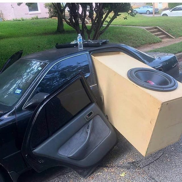 AudioMotorPTY's tweet photo. Entrará? 🙄🙄🙄
Vamos almozar 👀👀 https://t.co/FKkDHZQk1P https://t.co/uXKHE6NdI1