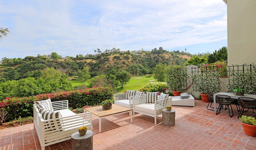 pure_builders's tweet photo. Complete Remodeling Brentwood

Call us today: 888.240.5955 

https://t.co/5W3v1xTmVK

#hardwood #remodeling #homedecor #interior #cabinets #kitchen #losangeles #kitchenremodeling #design #backsplash #tile #countertop #construction #kitchenremodel #kitchenrenovation #whitekitchen https://t.co/w460yBPrKh