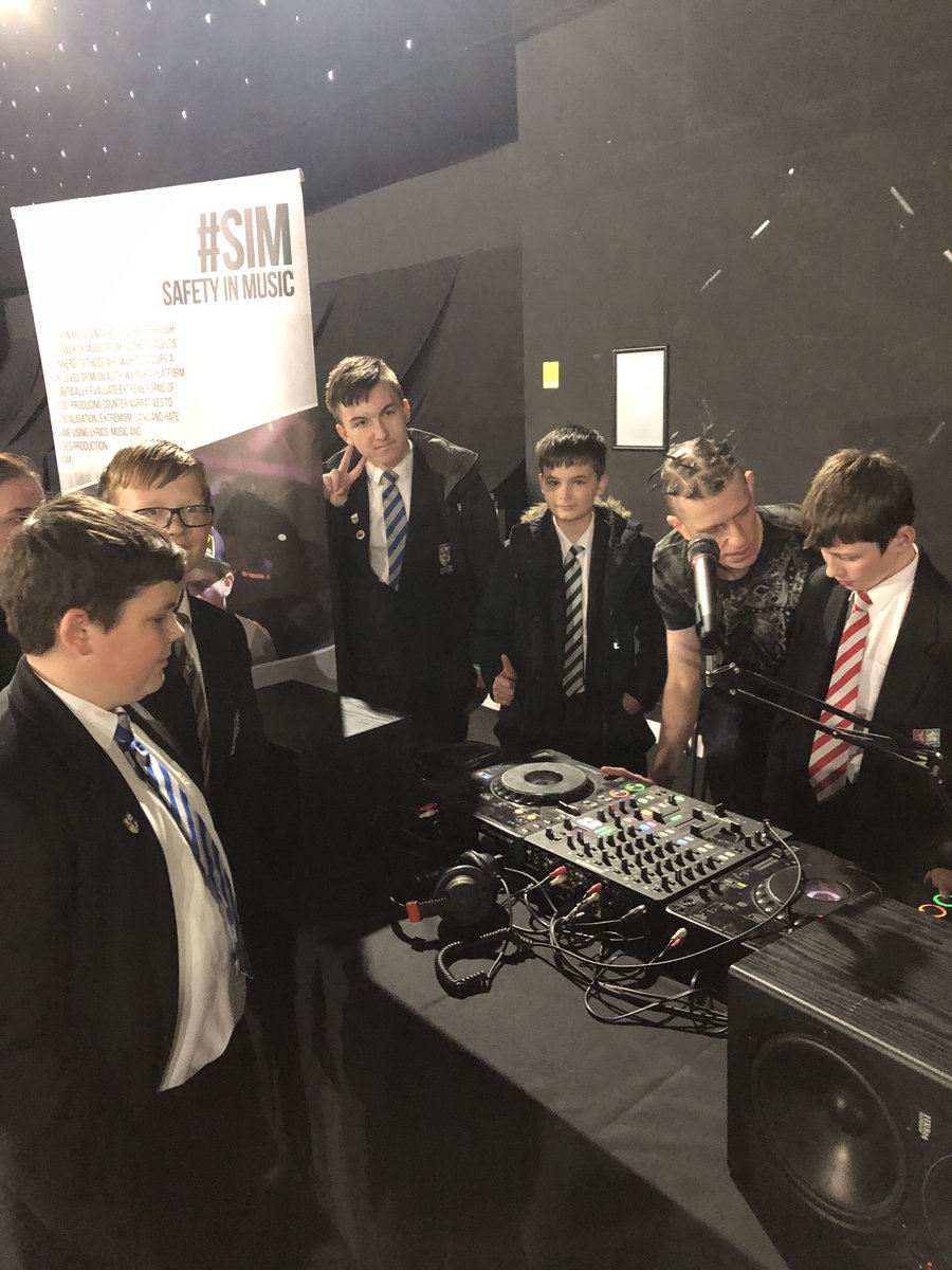 DinningtonHigh's tweet photo. #TeamDinno on the decks at the #HarmsOfHate event https://t.co/X8TFl9IlmP