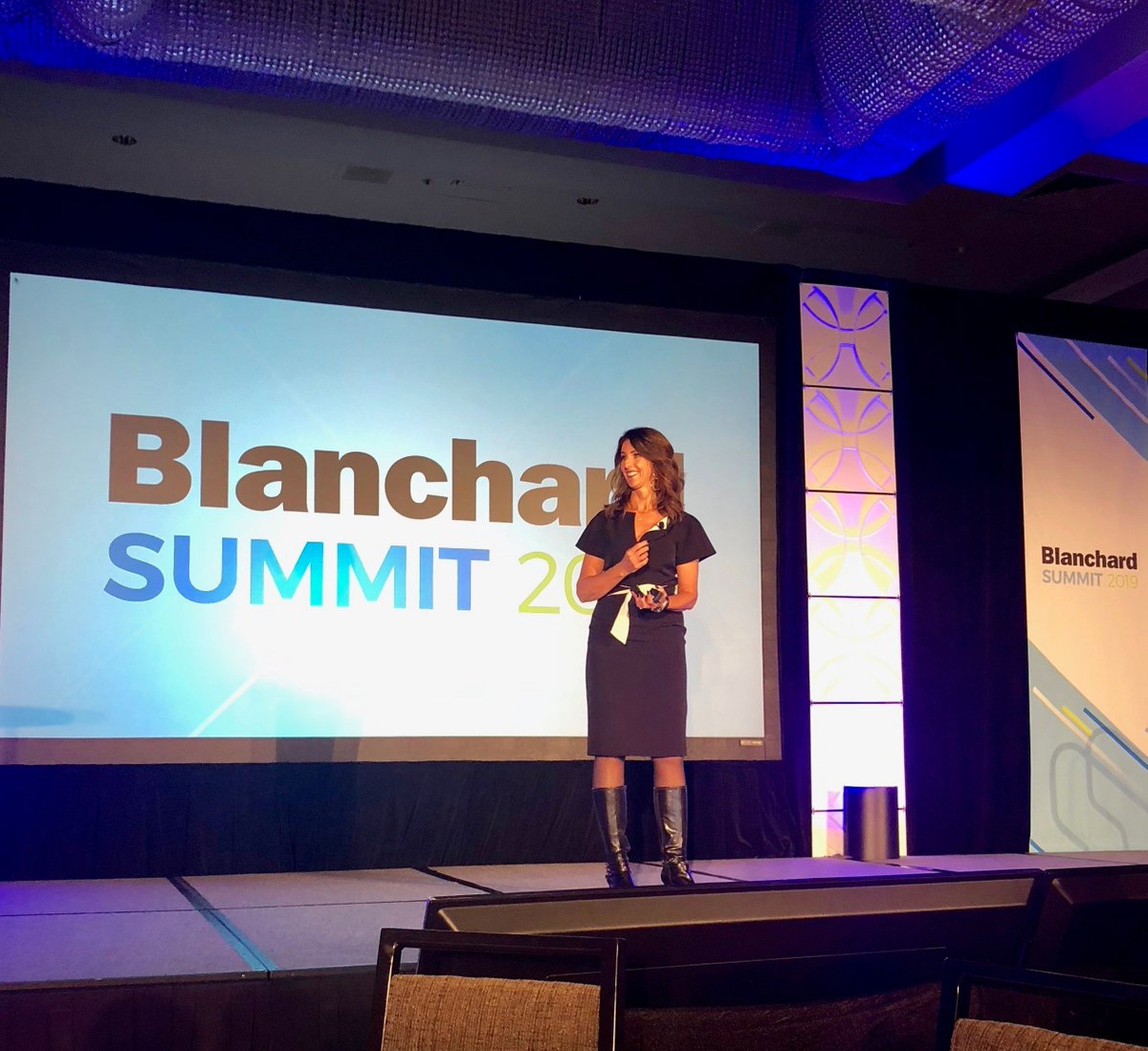 LeaderChat's tweet photo. Be Tenacious! If you want to be fearless, you need to meet people where they are! Thank you Carey Lohrenz for sharing your insights on Fearless Leadership at BlanchardSummit2019 #blanchardsummit #careylohrenz #fearlessleadership https://t.co/taGNezbF2h