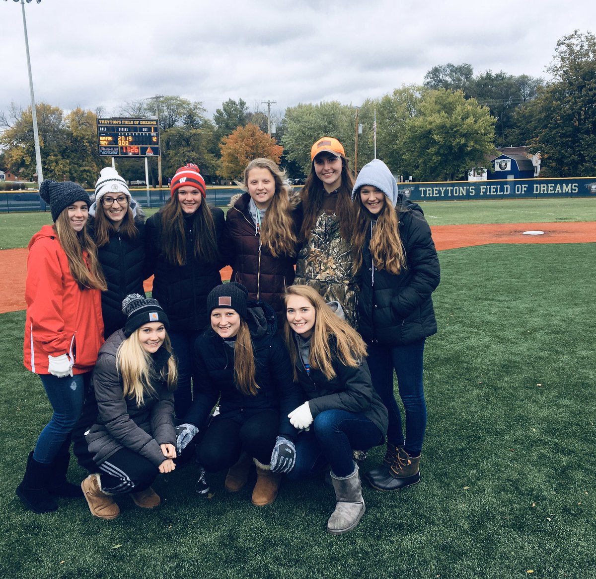 VballFort's tweet image. This past weekend the Fort Girls Volleyball Team got a chance to team up with the Whitewater Girls Volleyball team and give back to an amazing cause @TreysField for the 7th annual Run For Trey. From face painting to obstacle courses we were honored to be a part of it! #1fort
