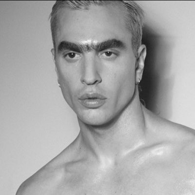 #NuevaFotoDePerfil https://t.co/O4q9yaAuBc<a href="/tag/nuevafotodeperfil"class="tags">#NuevaFotoDePerfil</a>