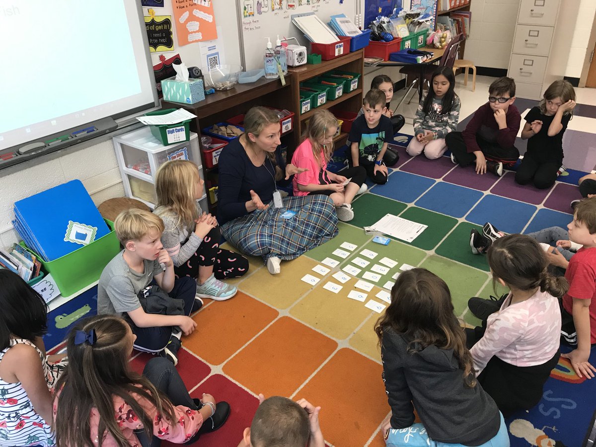 PUR_Principal's tweet photo. Playing games to reinforce Math skills in second grade. https://t.co/lxVZLHFPkd