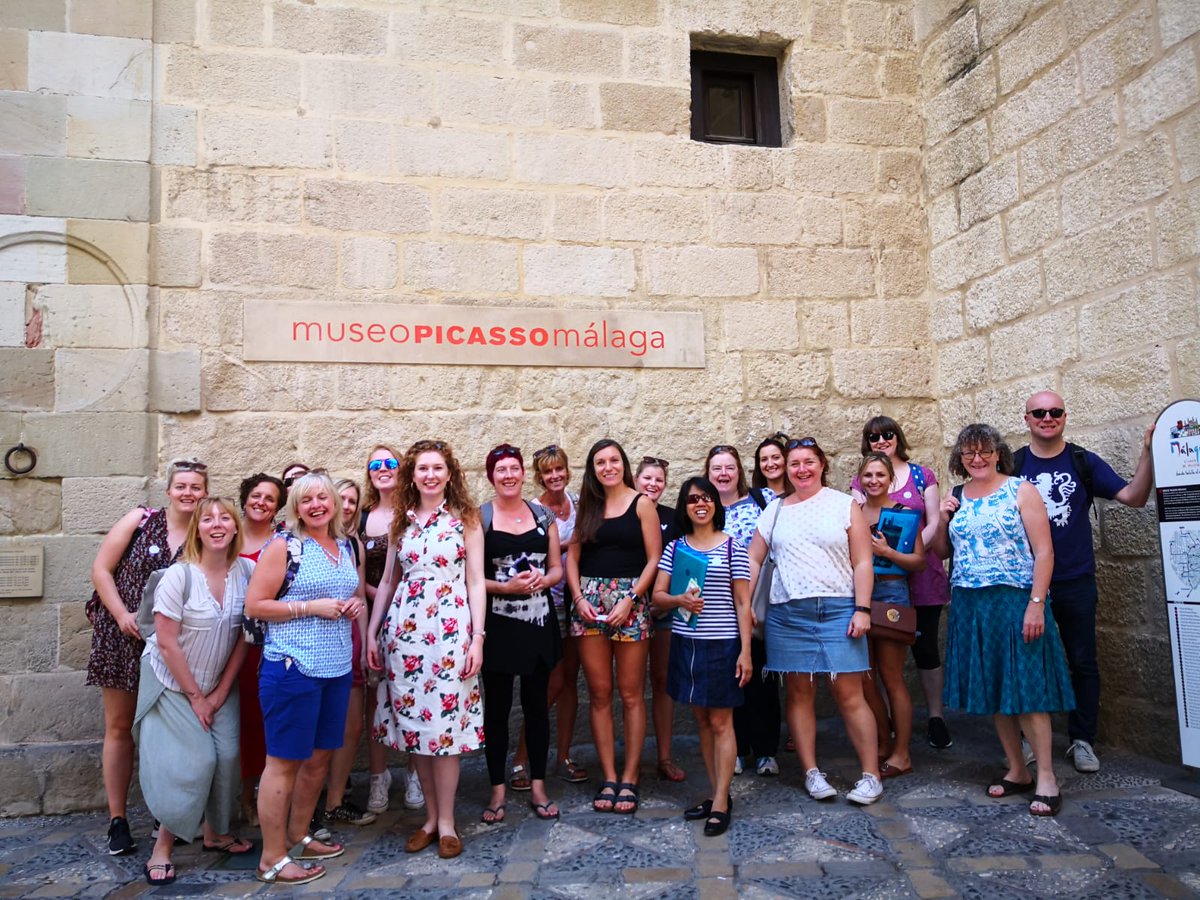 LfeeEurope's tweet photo. Después de revisar el presente y hablar del tiempo, visitamos el museo Picasso Málaga #lfeeimmersions #SpanishCulture #Picasso #Culture #LanguageLearning y #LanguageTeaching #EramusPlus #1plus2languages https://t.co/rGZbMFVVZx