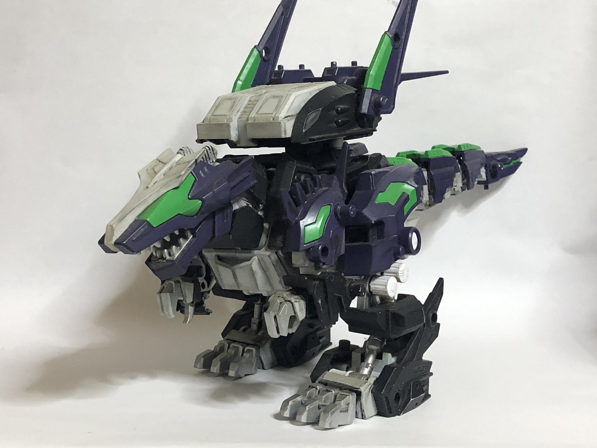 凱龍輝（塗装品） 素人塗装】RZ-070 凱龍輝 ～オリジナル塗装Ver～【ゾイド ZOIDS