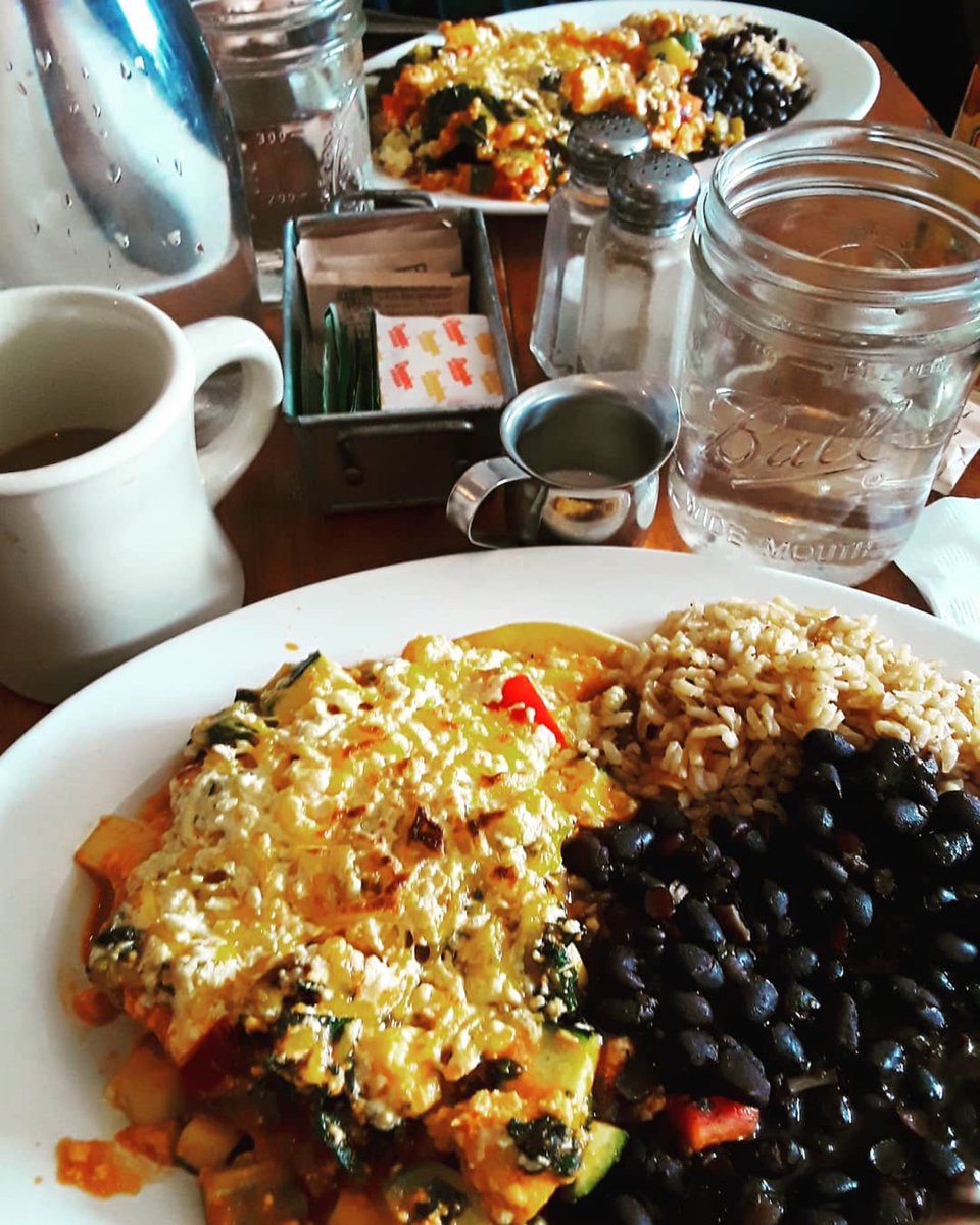 983bk's tweet photo. 💗 #Repost sagemoonfire: Mexican vegan breakfast for days! https://t.co/x3GGOUaeej