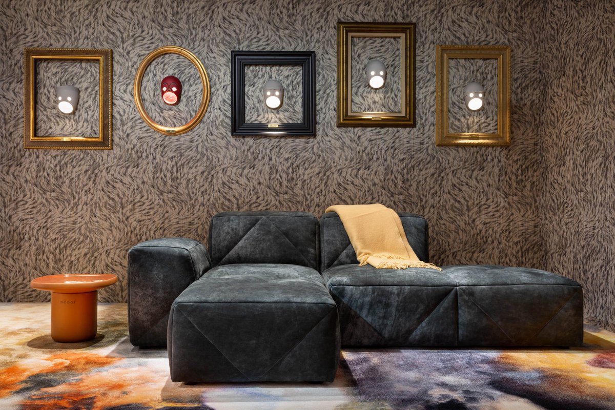 moooi's tweet photo. It’s that time of the year…to get cosy. Let’s stay inside and snuggle up with your BFF.
#moooi #alifeextraordinary #moooilighting #thepartywalllamps #moooifurniture #bffsofa #obontables #moooicarpets #moooiwallcovering #milandesignweek2019 https://t.co/knhjimydJp
