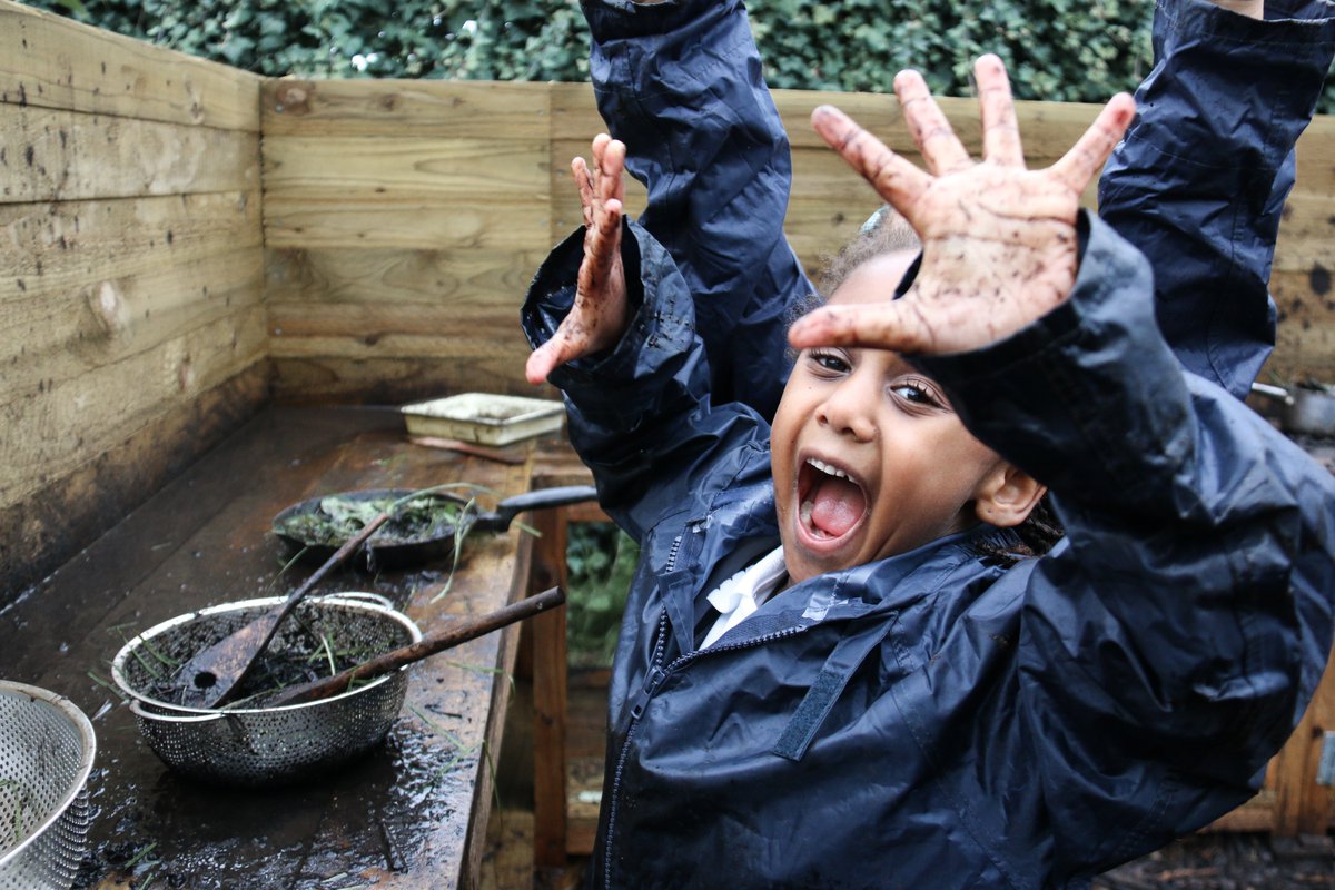 MCPAcademy's tweet photo. The reception children have been playing in our outside kitchen. They've been making lovely chocolate and carrot cake with the 'mix' all over their hands!
#receptionclass #reception #outsideplay #outsidelearning #outsidekitchen https://t.co/u0fYyqbhhj