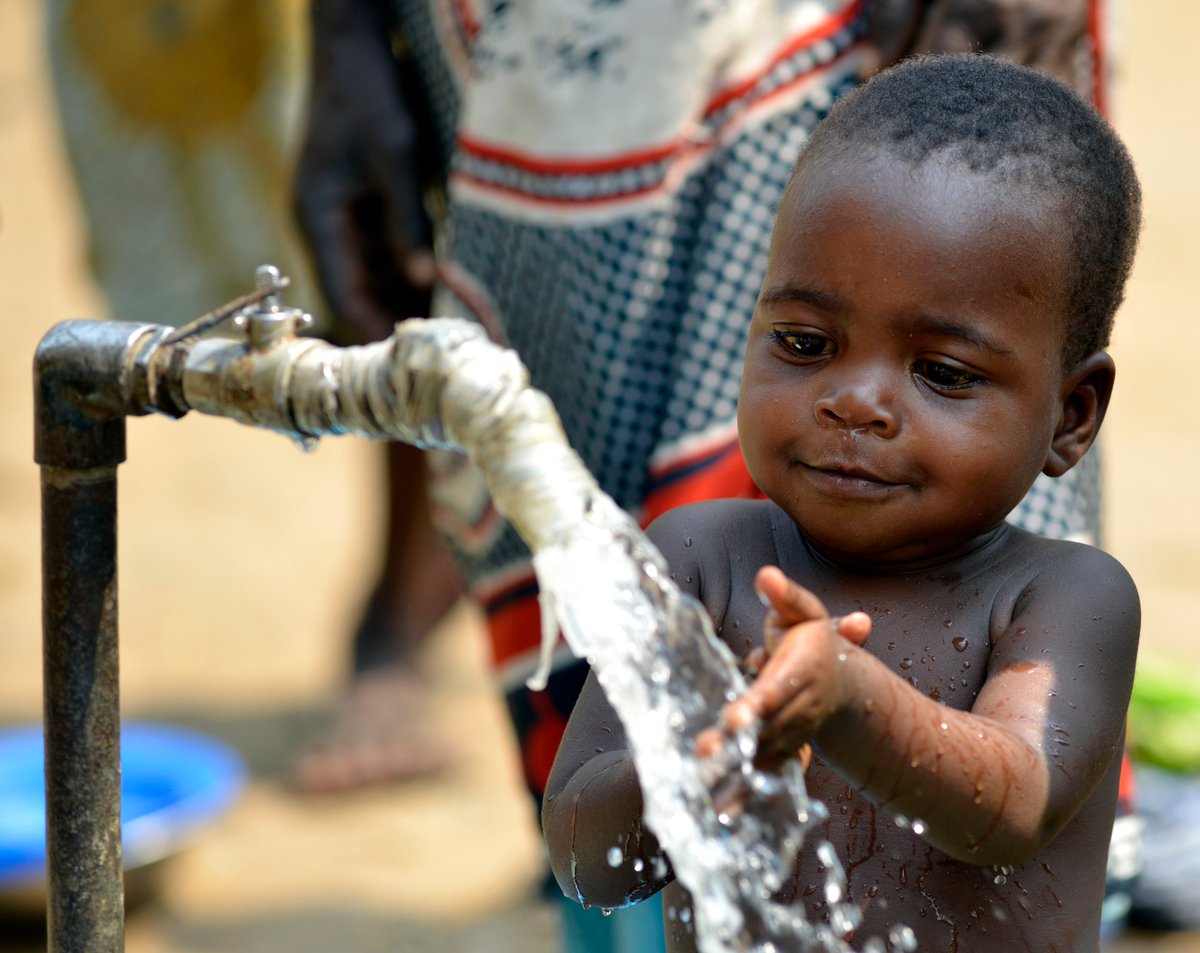 TFGH's tweet photo. Clean water &amp; sanitation are essential to reduce the transmission of #NTDs. Yet they're still not accessible for many! That's why, on #GlobalHandwashingDay🚰, we applaud the multi-sector partnerships that ensure effective integration of #WASH➡️https://t.co/bC6N2R9fuJ #BeatNTDs https://t.co/29gmFQburl