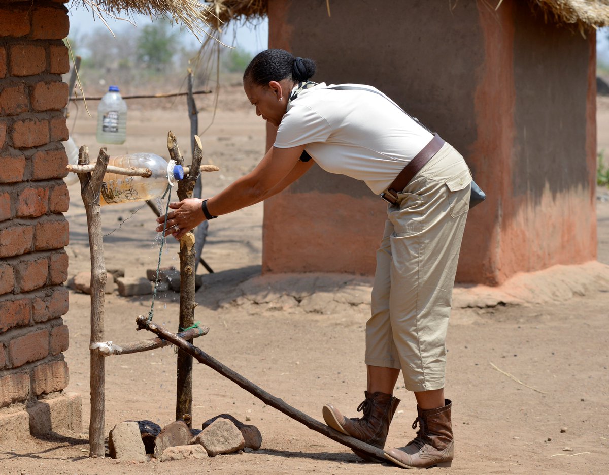TFGH's tweet photo. Clean water &amp; sanitation are essential to reduce the transmission of #NTDs. Yet they're still not accessible for many! That's why, on #GlobalHandwashingDay🚰, we applaud the multi-sector partnerships that ensure effective integration of #WASH➡️https://t.co/bC6N2R9fuJ #BeatNTDs https://t.co/29gmFQburl