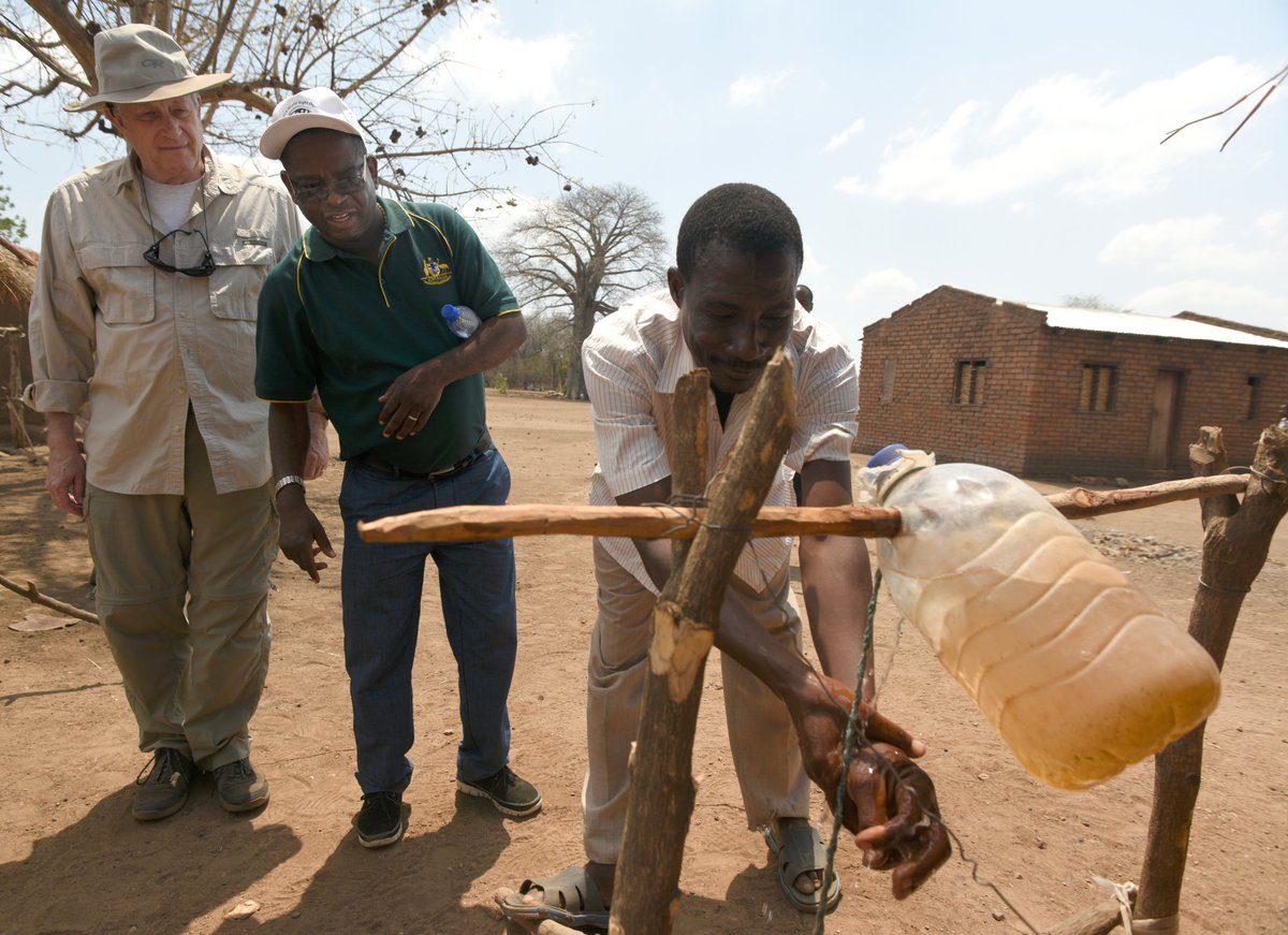 TFGH's tweet photo. Clean water &amp; sanitation are essential to reduce the transmission of #NTDs. Yet they're still not accessible for many! That's why, on #GlobalHandwashingDay🚰, we applaud the multi-sector partnerships that ensure effective integration of #WASH➡️https://t.co/bC6N2R9fuJ #BeatNTDs https://t.co/29gmFQburl