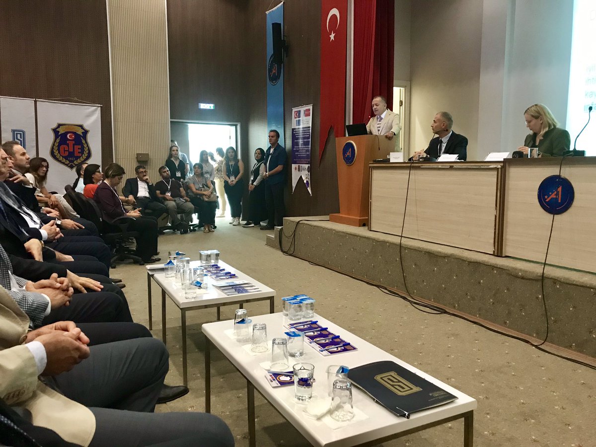 CEUPA_ANTALYA's tweet photo. Valliliğimiz desteğiyle hazırlanıp uygulanan, “cinsel dokunulmazlık suçlarından hüküm alan yetişkinlerin rehabilitasyonunda AB ülkelerinde uygulanan yöntemlerin incelenmesi ve transferi” konulu #Erasmus+ projesi kapsamında Akdeniz Üniv.’de düzenlenen çalıştaya yoğun ilgi var. https://t.co/EYo9n8Xx8j
