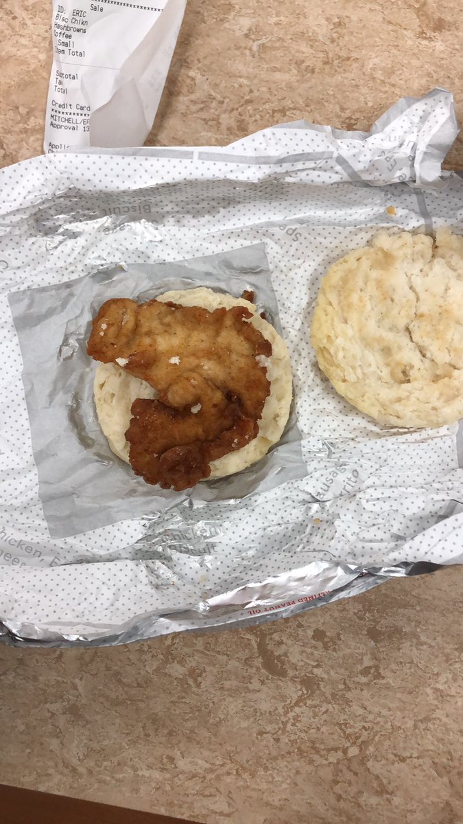 erikmitchell112's tweet photo. @ChickfilA #dissapointed https://t.co/md3Q9bvvr8