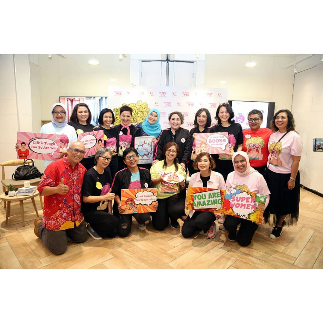 LovepinkID's tweet image. 💖
Press Conference Indonesia Goes Pink 2019 telah dilaksanakan.

Lovepink akan mengadakan event tahunannya di sepanjang bulan Oktober yaitu INDONESIA GOES PINK.

indonesiangoespink.id

#indonesiagoespink2019
#lovepinkindonesia
#sharelovecare