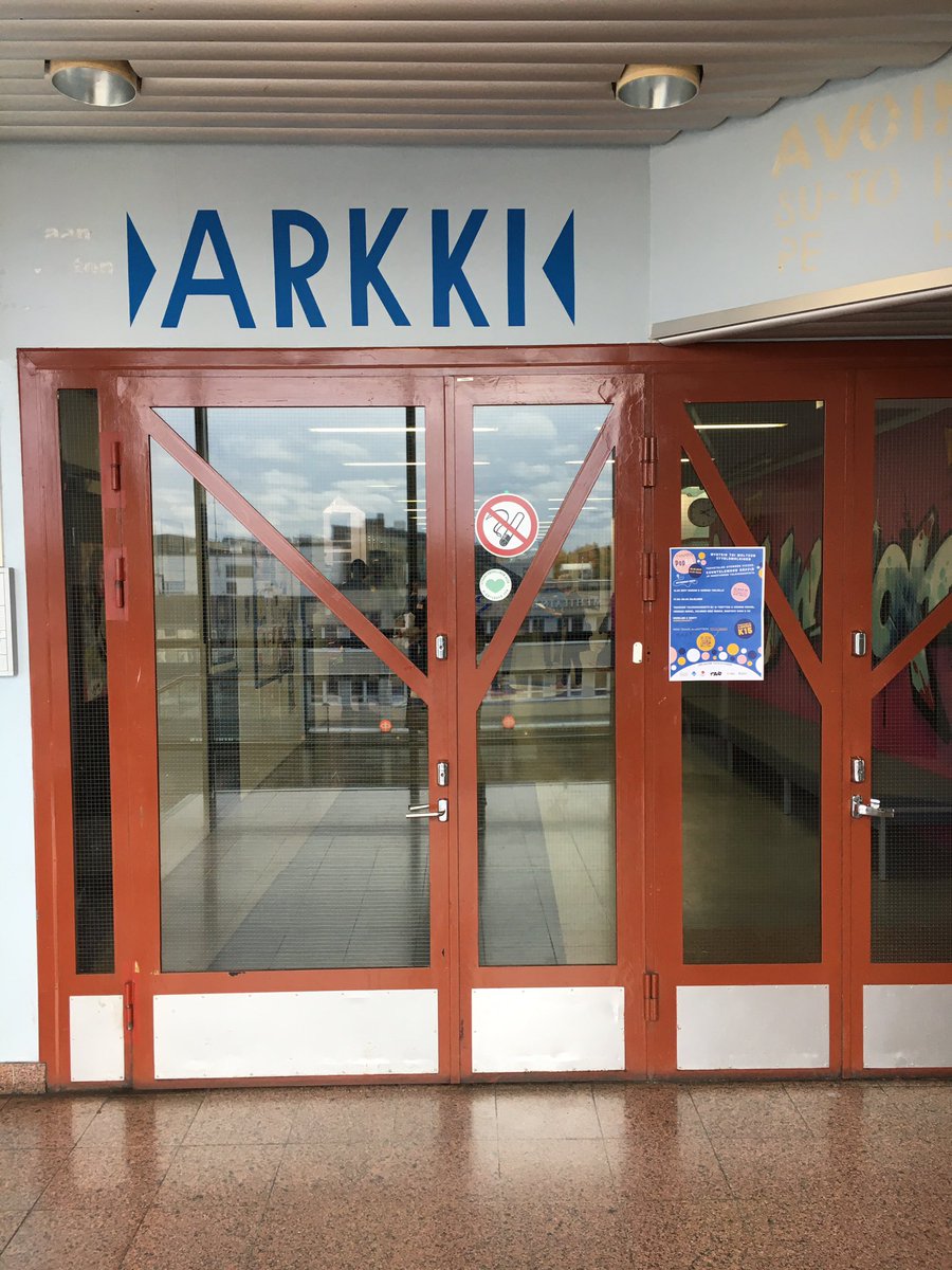 vamosnuoret's tweet photo. Kohta alkaa #popsit! Pizzaa,räppiä ja puhetta tulevaisuudesta, unelmista sekä siitä, että jokainen meistä tarvitsee innostavia esikuvia. #myyrmäki #nuoret #syysloma https://t.co/DydoNe0cow