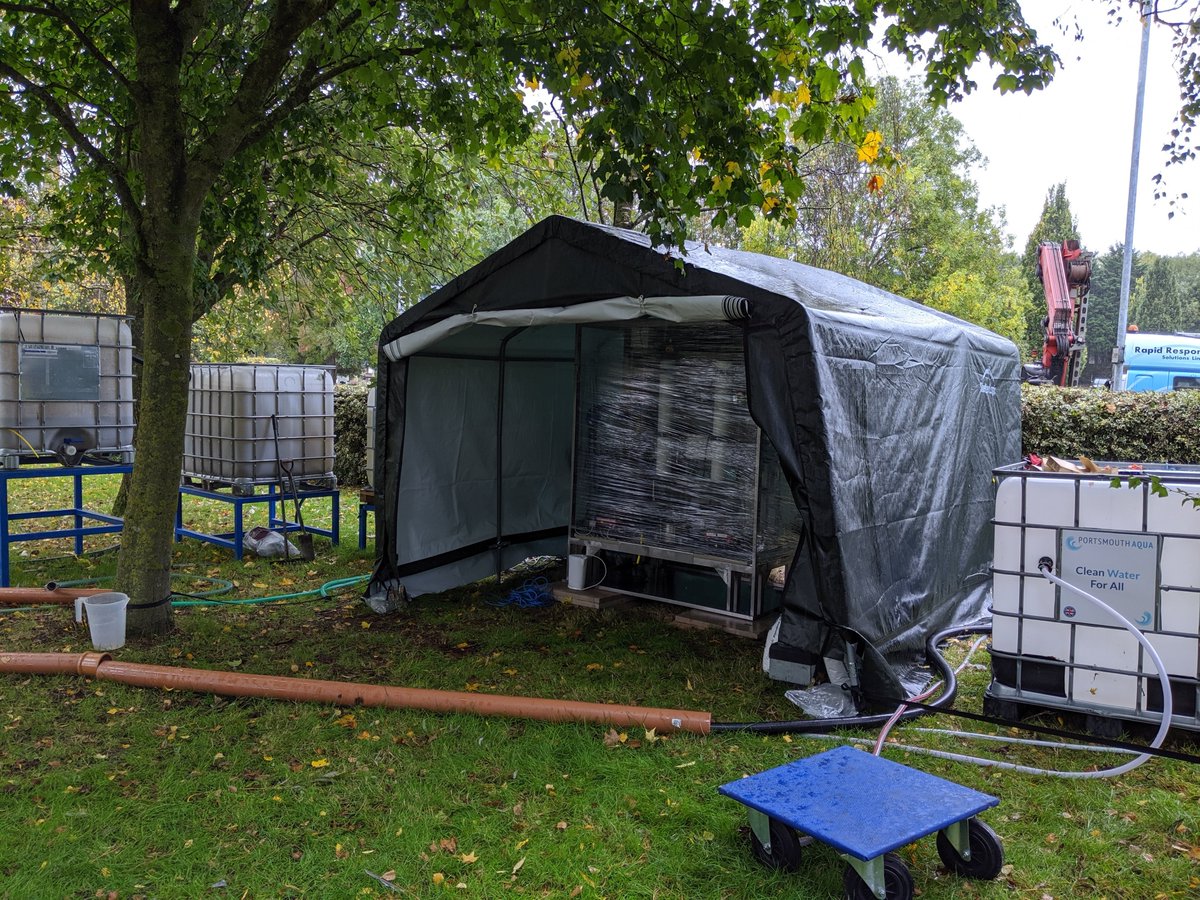 WaterQualityTE2's tweet photo. Yesterday we had our large-scale #watertreatmentsystem installed at @UWEBristol for a 3-month UK trial. This only happens due to our partnership with @PortsAviation! @bose_institute @NewtonFund @NERCscience @UKRI_India https://t.co/UPKiILO684