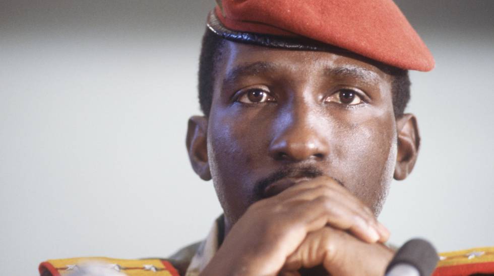 "Para el imperialismo es más importante dominar culturalmente que militarmente. La dominación cultural es más flexible, la más eficaz, la menos costosa. Nuestra tarea consiste en descolonializar nuestra mentalidad." 
Thomas Sankara, líder de Burkina Faso asesinado 15 octubre 1987