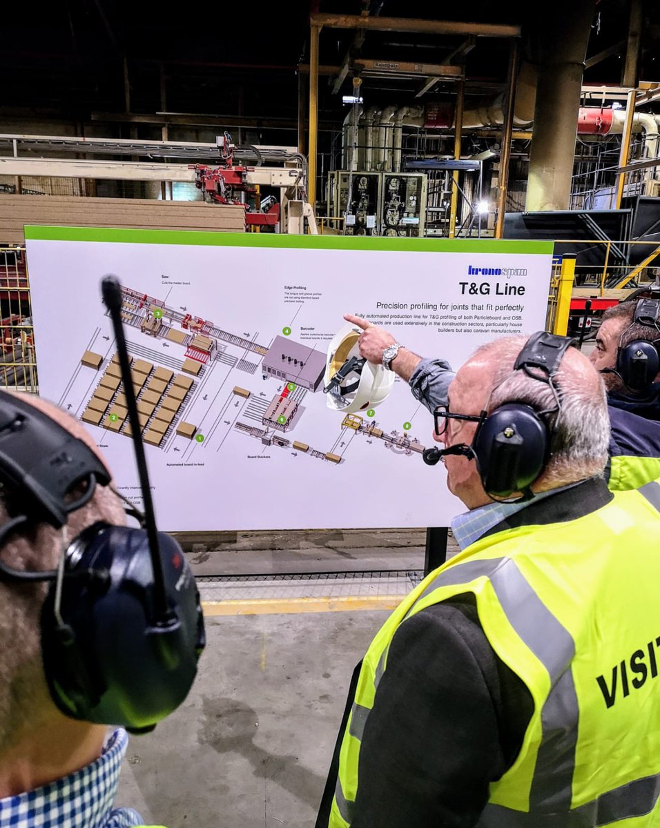 Meyer_Timber's tweet photo. Members of our group visiting @Kronospan Chirk yesterday for their #Kronovision event #MFC #FSC #Kronospan #Manufacturing https://t.co/jUhng6dy4G