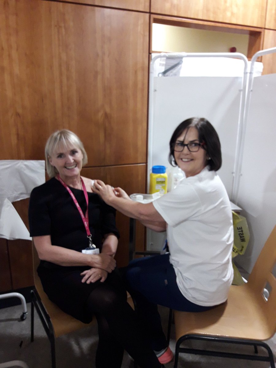 Annette Collins (@annette76973737) on Twitter photo Leading by example, Noreen O'Leary ADON, CUH getting her flu vaccine #leadership #fightflu #protectourpatients <a href="/CUH_Cork/">Cork University Hospitals</a> @HrSswhg <a href="/BridAOSullivan/">Bridie O'Sullivan</a> <a href="/HSEImm/">HSE National Immunisation Office (NIO)</a> Leading by example, Noreen O'Leary ADON, CUH getting her flu vaccine #leadership #fightflu #protectourpatients <a href="/CUH_Cork/">Cork University Hospitals</a> @HrSswhg <a href="/BridAOSullivan/">Bridie O'Sullivan</a> <a href="/HSEImm/">HSE National Immunisation Office (NIO)</a>