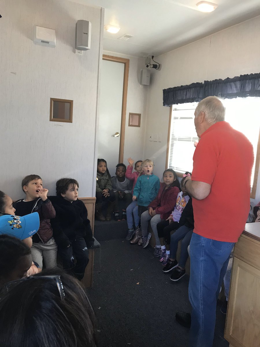 ValleyStreamWLB's tweet photo. A visit from the Valley Stream fire department for fire safety week.  Students learning about fire prevention! #LookForTheAwesome #FireSafetyWeek https://t.co/dZ0ItXhHcW