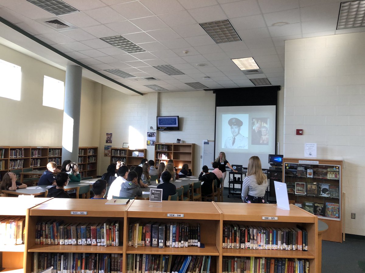 abennett1266's tweet photo. 8th grade students enjoying book chats with guest speakers at Kernodle Middle!  @GCSchoolsNC https://t.co/qh6UHxTx9H