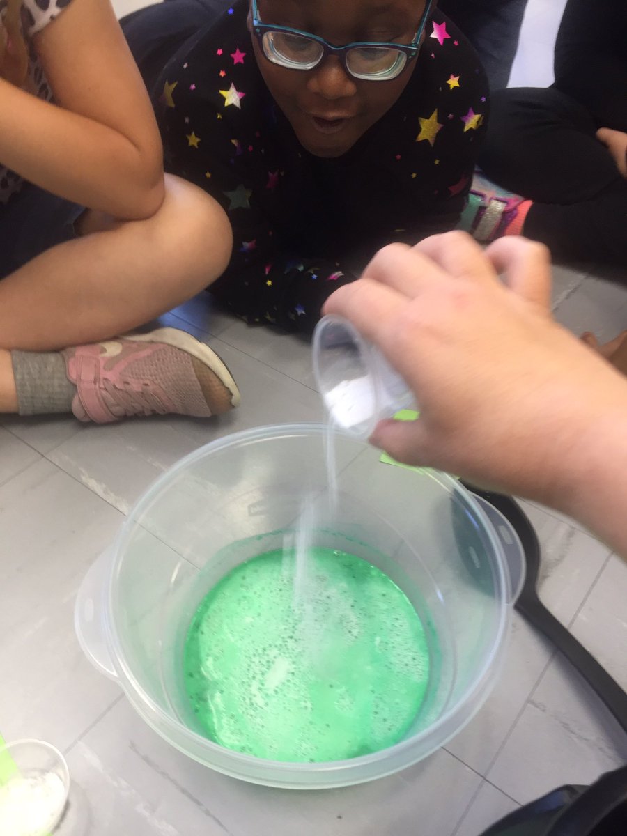 Mrsmaj1's tweet photo. 2nd graders creating a creepy Witches Brew before we start writing about our own creative brews!!! 🎃 @_RamsRock #writingcanbefun https://t.co/iKnOx5Ugmn