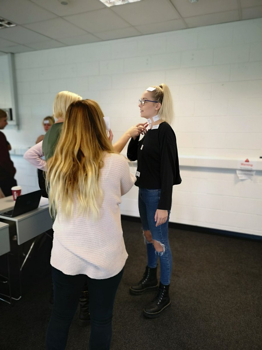 TheGPNursePrac's tweet photo. Labelling parts of the body. No diagrams here! @punc14 @PlymUni @UniPlym #punc19 #biogrp3 https://t.co/jPbc7tCzKc