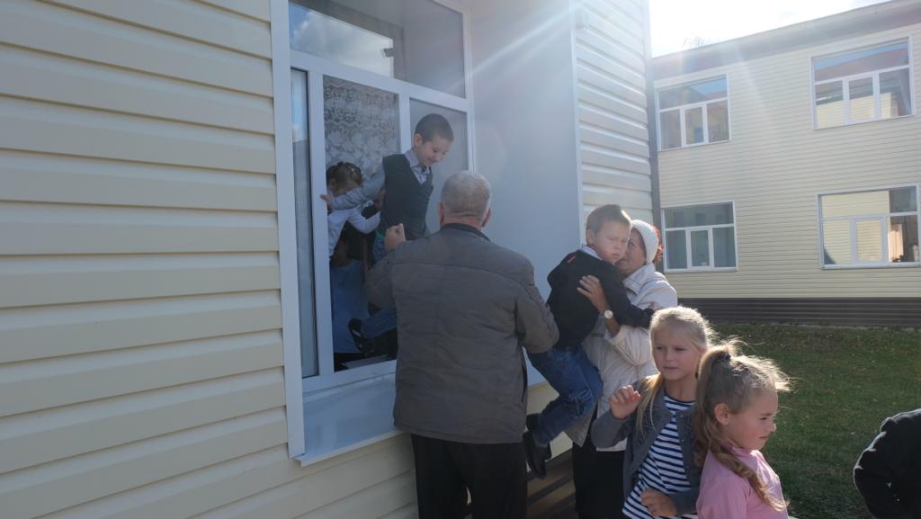 Сегодня прошли учебно-тренировочные занятия по эвакуации в случае пожара.