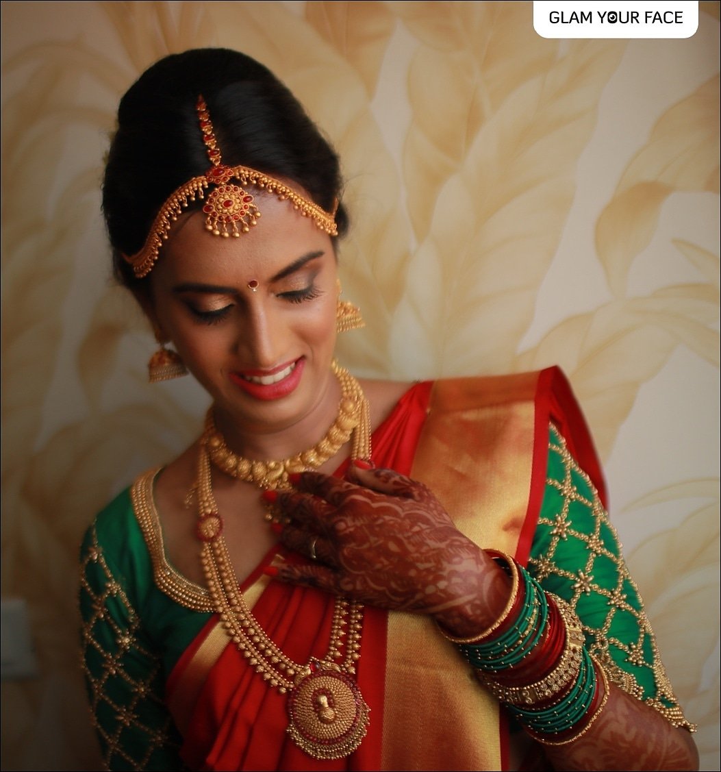 Sweta Pradhan💄Bangalore MUA on Instagram: “#muhurtham hairdo ❤️ . . .  Makeover @make_up_b… in 2024 | Hair style on saree, Indian bride hairstyle,  Indian wedding hairstyles