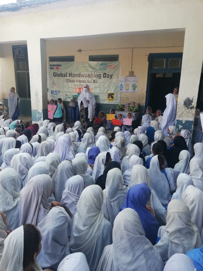 Shah Nasir Khisro (@khisro) on Twitter photo #GlobalHandwashingDay2019 <a href="/irsppakistan/">IRSP Pakistan</a> mobilize the Girls Student to spread the message of #HandWashingWithSoap <a href="/EndWaterPoverty/">End Water Poverty</a> <a href="/anjanikapoor/">anjanikapoor</a> @SumaiyaZulfiqa3 @ircCatarina @WSSCCouncil <a href="/UN_Water/">UN-Water</a> #GlobalHandwashingDay2019 <a href="/irsppakistan/">IRSP Pakistan</a> mobilize the Girls Student to spread the message of #HandWashingWithSoap <a href="/EndWaterPoverty/">End Water Poverty</a> <a href="/anjanikapoor/">anjanikapoor</a> @SumaiyaZulfiqa3 @ircCatarina @WSSCCouncil <a href="/UN_Water/">UN-Water</a>