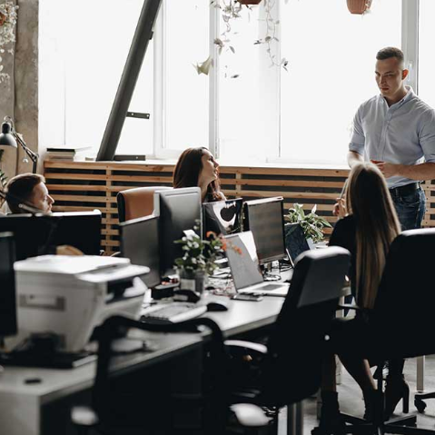 UTA_EMBA's tweet photo. How does your company do with Customer Support?
Is it keeping or losing your clients?

https://t.co/XCqiKJZLLo

#emba #mba #fortworth #Texas #utaemba #executive #customersupport #efficiency #marketing #wordofmouth https://t.co/tmcAYXOvOy