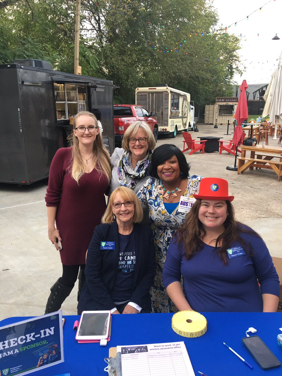 HonorableChoice's tweet photo. The atmosphere & weather were perfect last night for an evening of meeting & fellowshipping with #Austin4Judge allies. It was a constructive time sharing LaTonyaβs 3-D platform & discussing the issues that are important to the citizens of Pulaski & Perry County. @ardameocrats https://t.co/wmGD5agHHR