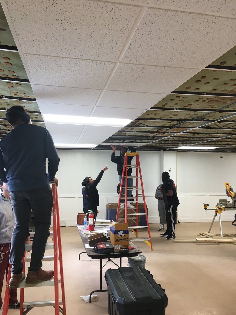 TQonstruction's tweet photo. VFW update..new ceiling tiles being installed.. so fresh and so clean!! #tfcproud #teamphenomenal215 
#cte #work https://t.co/wRNiLnuYVO