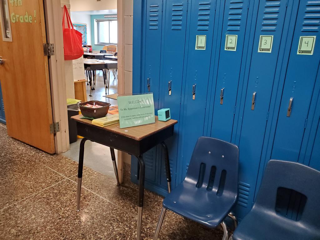 All ready to meet the parents and build the community!