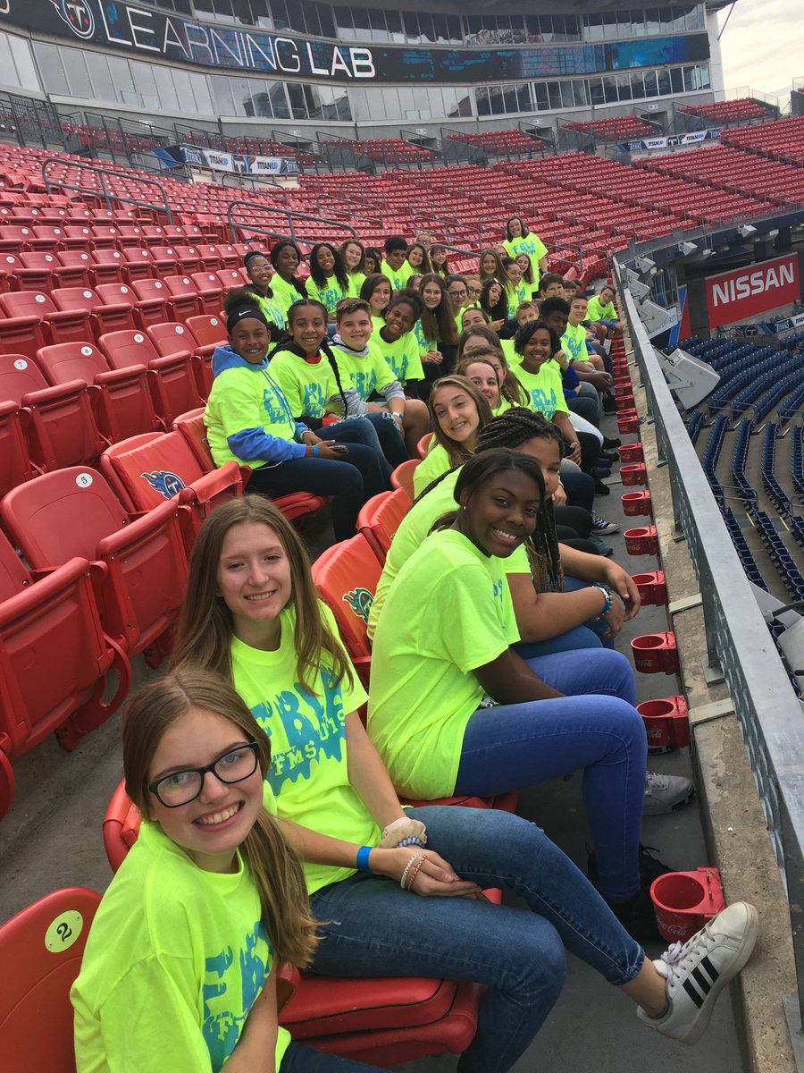 jsjohnson2016's tweet photo. FMS FBLA Starts our field trip season! #besttimeofyear #titanup @FlorenceMiddle @kwieseman @mzbowlin11 https://t.co/IMrSG2Cp8k