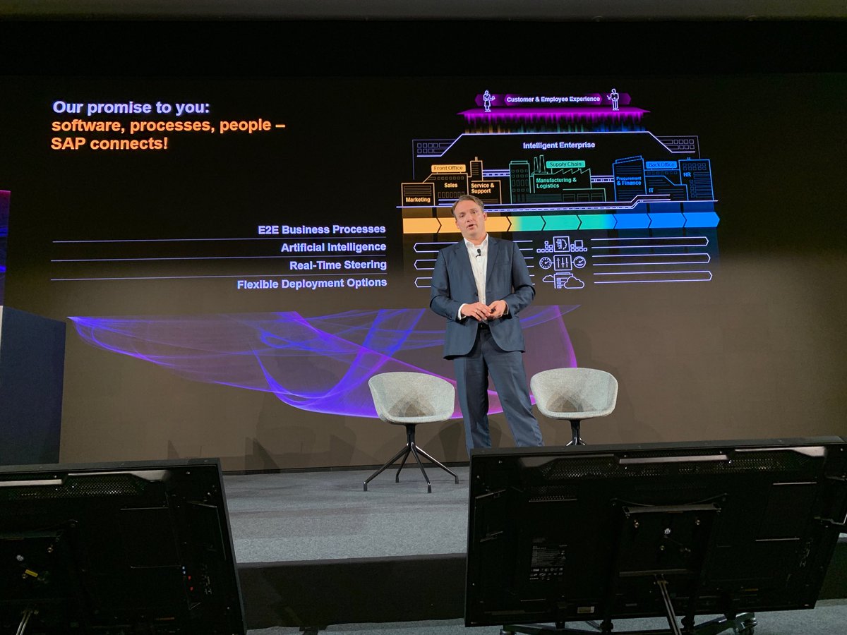 silviobessa's tweet image. Excellent presentation from new co-CEO ⁦@ChrstnKlein⁩ with a lot of content, strategy and vision of SAP. The #SAPMaxAttention customers and community were very pleased and happy. Thanks ⁦@ChrstnKlein⁩