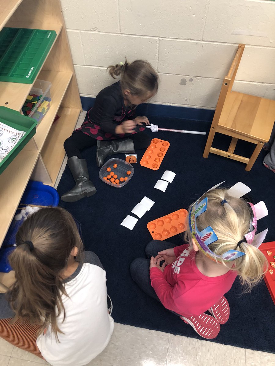 DunlapsKnights's tweet photo. It’s great to be a pumpkin in preschool ! Pumpkin shape geo boards , pumpkin one to one correspondence , pumpkin eye hand coordination work, and pumpkin ten frame game!🎃 https://t.co/a8V93tjfqR