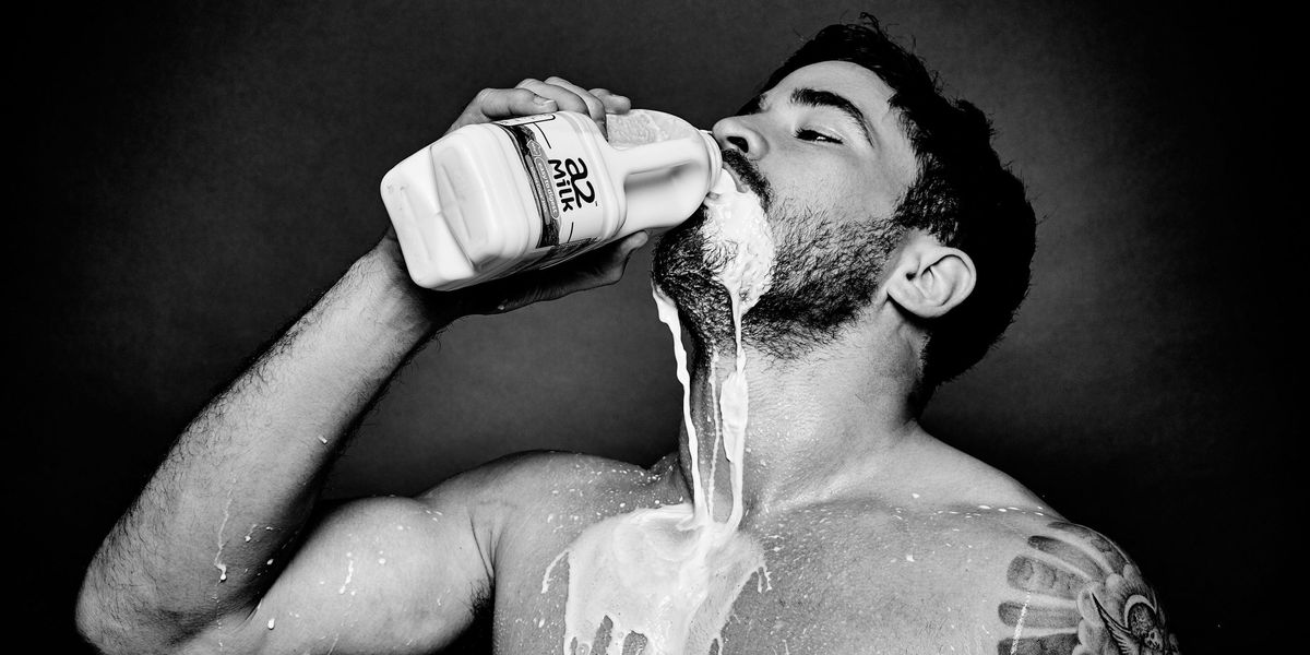 Happy Birthday, Danny Cipriani, who is 32 today. My my, isn\t he a thirsty lad! 