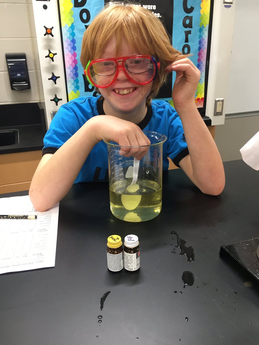 mwebs17's tweet photo. Ss @109Shepard investigate water filtration devices using the engineering design model #waterfiltration #ScienceRocks #labskillz https://t.co/77UwjTaq4o