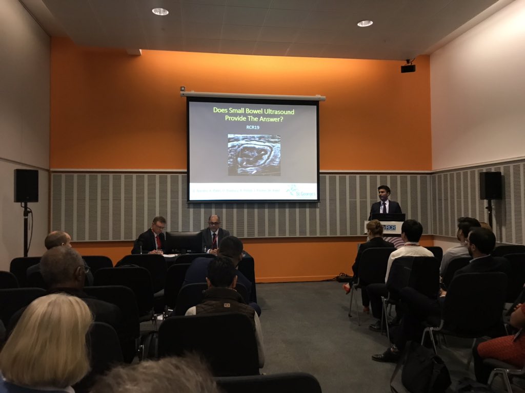 Great presentation today at #RCR19conf <a href="/GurinderNandra/">Gurinder Nandra</a> on small bowel US vs MRE 👏 - great to catch up with former colleagues <a href="/DrRhi_Williams/">Rhianydd Williams</a>