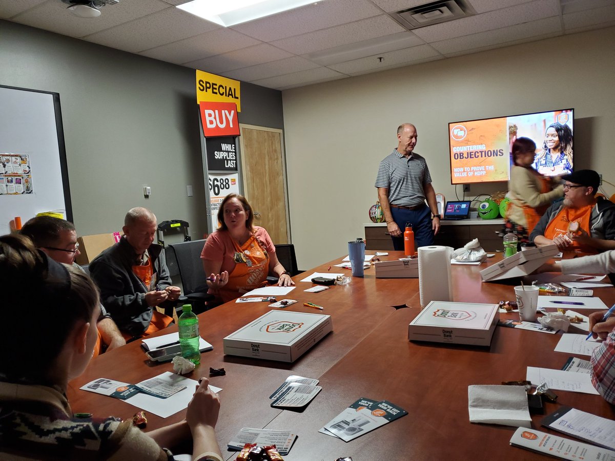 iyzdup74's tweet image. #blackfridayhdpptraining @HDPP212 @jody_delicato @a_cobb020 @JeremyThd2025 @JoshuaStoneHD @tailer_turner @wwb844 @Shay_baby30 @rhandiface @Matthew10903420 @spustelak @Jermain81083318 #attachrate #margindrivers #orangepromise #d250